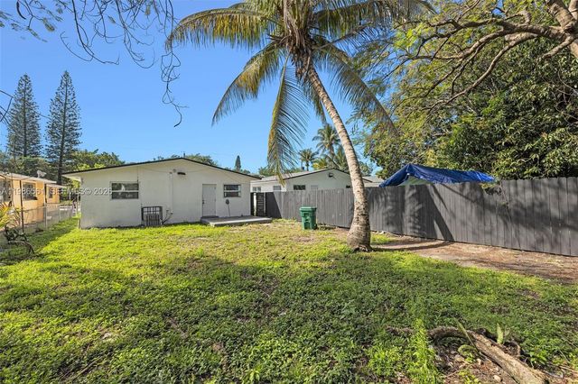 1443 NW 34th St 1443, Miami, FL 33142