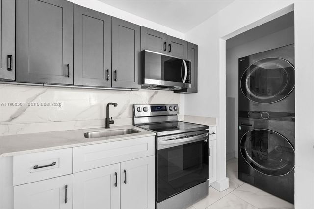 1443 NW 34th St 1443, Miami, FL 33142