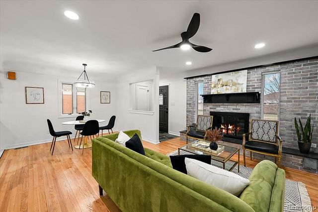 31229 Share Street, Saint Clair Shores, MI 48082