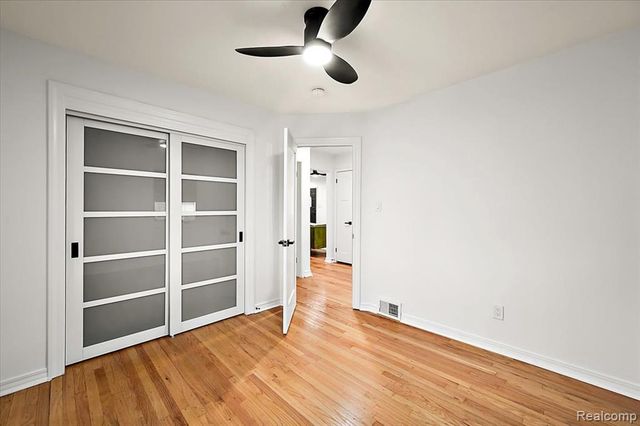 31229 Share Street, Saint Clair Shores, MI 48082