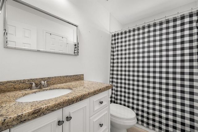 2105 SW 14th Place, Boynton Beach, FL 33426