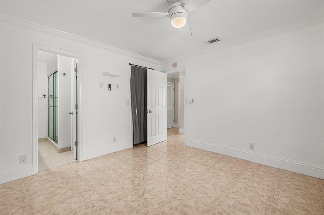 2105 SW 14th Place, Boynton Beach, FL 33426