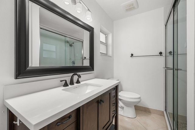 2105 SW 14th Place, Boynton Beach, FL 33426