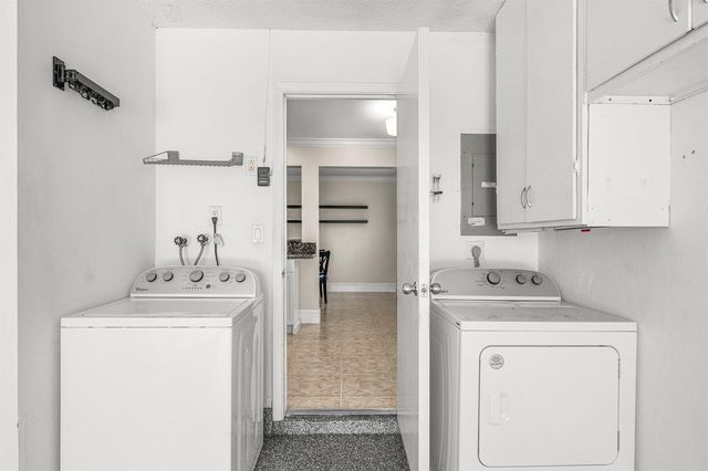 2105 SW 14th Place, Boynton Beach, FL 33426