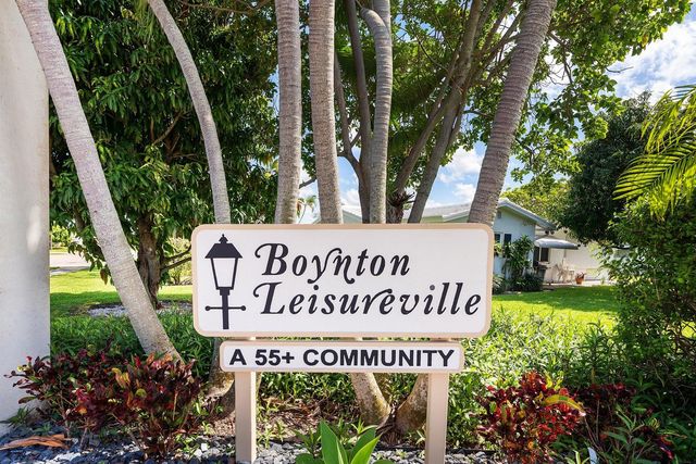 2105 SW 14th Place, Boynton Beach, FL 33426