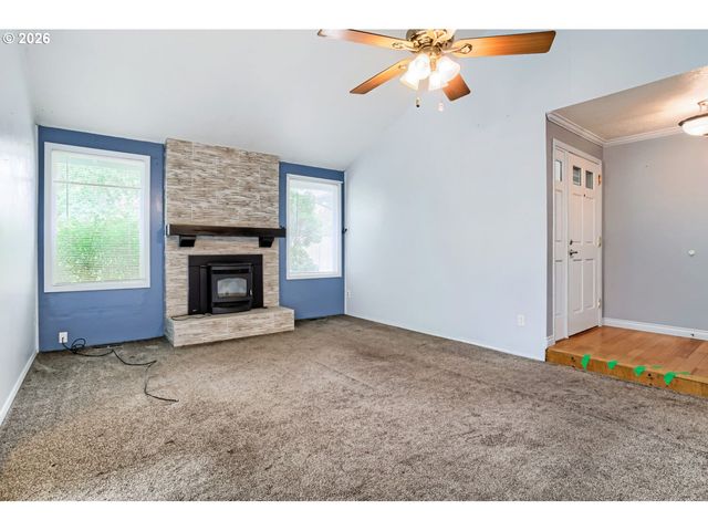 4039 Ne MEADOW Ln, Hillsboro, OR 97124
