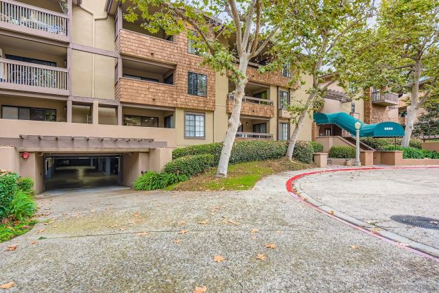 8860 Villa La Jolla Dr 112, La Jolla, CA 92037