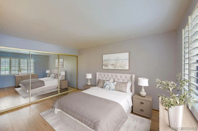 8860 Villa La Jolla Dr 112, La Jolla, CA 92037