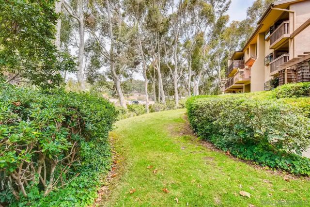 8860 Villa La Jolla Dr 112, La Jolla, CA 92037