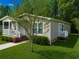 21 Hillandale Street, Newnan, GA 30263