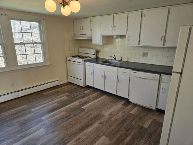 10 Mikles Standish Drive 6, Haverhill, MA 01835