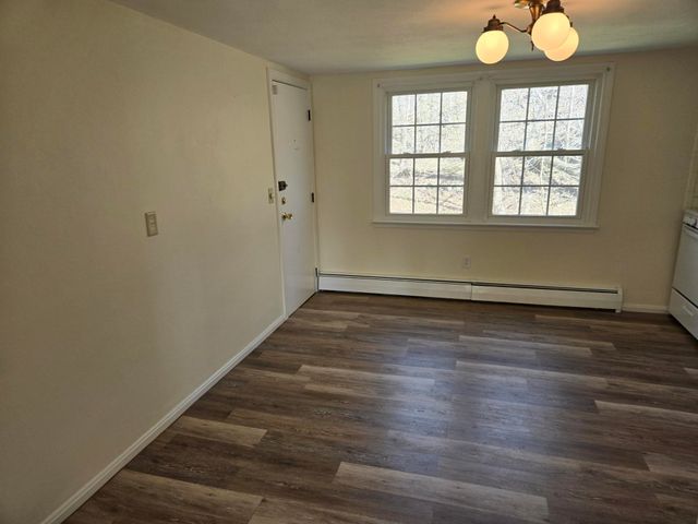 10 Mikles Standish Drive 6, Haverhill, MA 01835