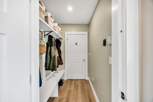 348 Wakeby Road, Marstons Mills, MA 02648