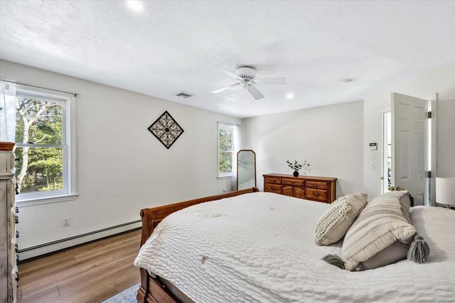 348 Wakeby Road, Marstons Mills, MA 02648