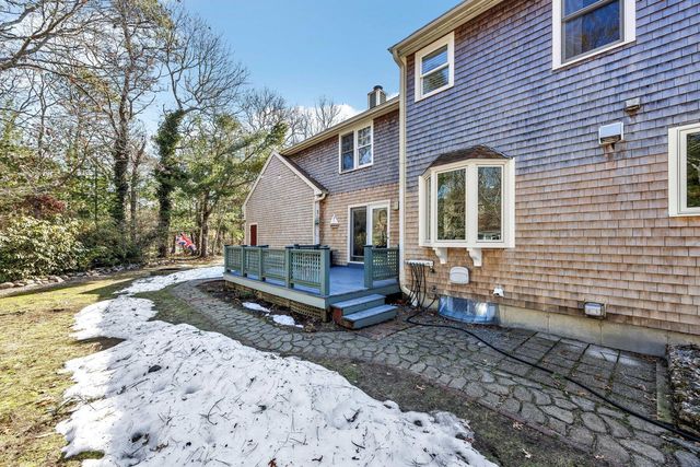 348 Wakeby Road, Marstons Mills, MA 02648