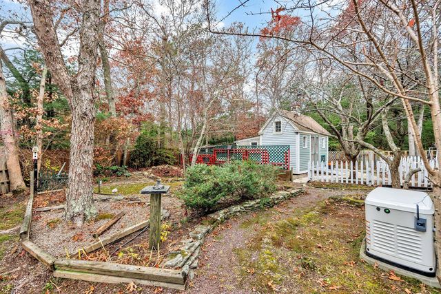 348 Wakeby Road, Marstons Mills, MA 02648