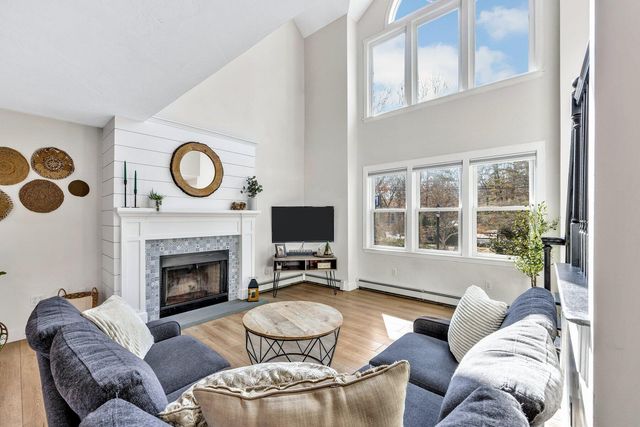 348 Wakeby Road, Marstons Mills, MA 02648