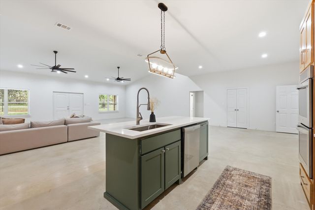 1445 County Road 3690, Paradise, TX 76073