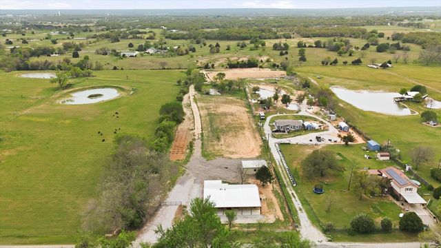 1445 County Road 3690, Paradise, TX 76073