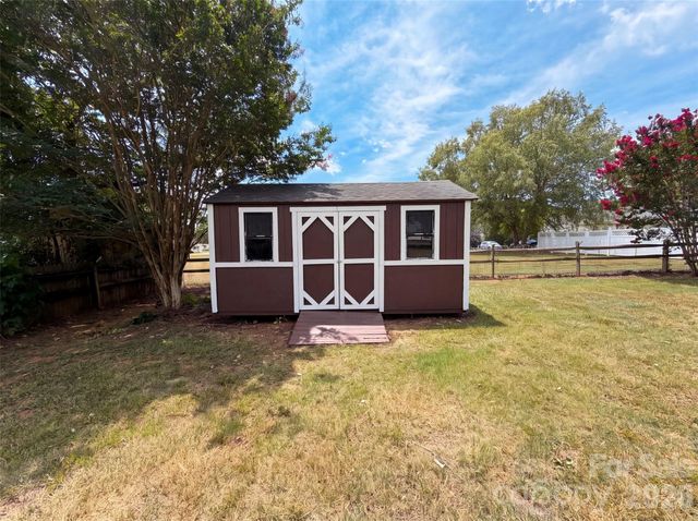 729 Cress School Road, Salisbury, NC 28147