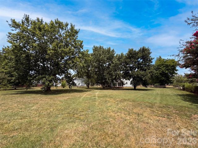 729 Cress School Road, Salisbury, NC 28147