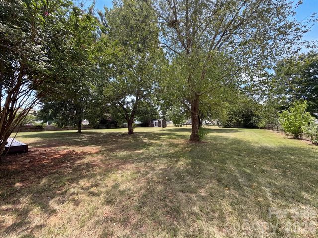 729 Cress School Road, Salisbury, NC 28147
