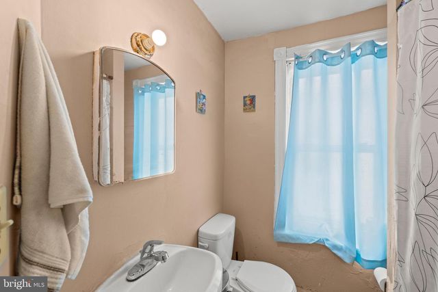 221 W OLEY ST, Reading, PA 19601