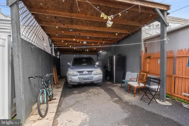 221 W OLEY ST, Reading, PA 19601