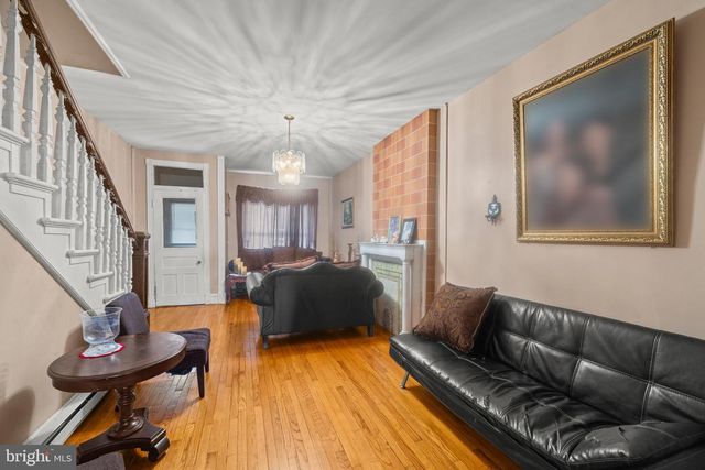 221 W OLEY ST, Reading, PA 19601