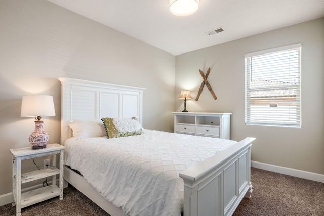 1914 Castle Peak Loop NE, Rio Rancho, NM 87144