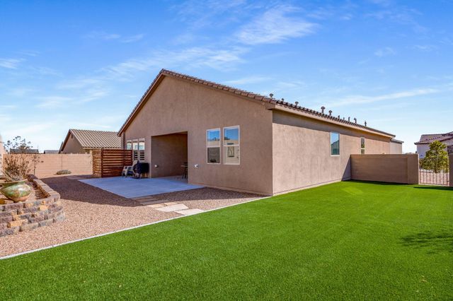 1914 Castle Peak Loop NE, Rio Rancho, NM 87144