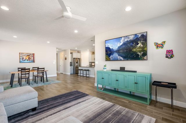 1914 Castle Peak Loop NE, Rio Rancho, NM 87144