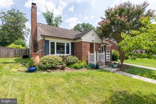 2111 OAK LODGE RD, Baltimore, MD 21228