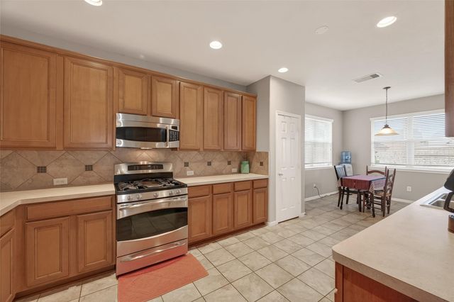 9110 Cavalier Lane, Rosenberg, TX 77469