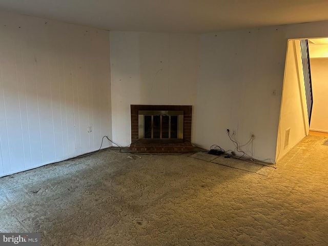 4933 ORISKANY DR, Annandale, VA 22003