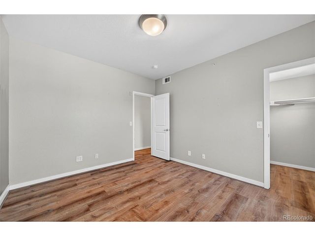 2389 S High St 4, Denver, CO 80210