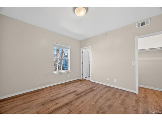 2389 S High St 4, Denver, CO 80210