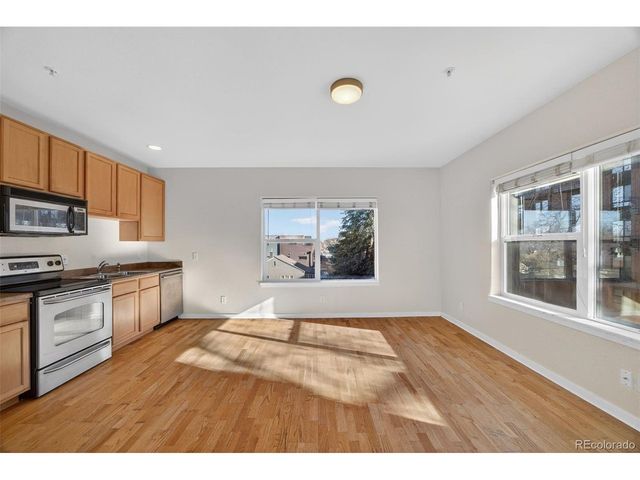 2389 S High St 4, Denver, CO 80210