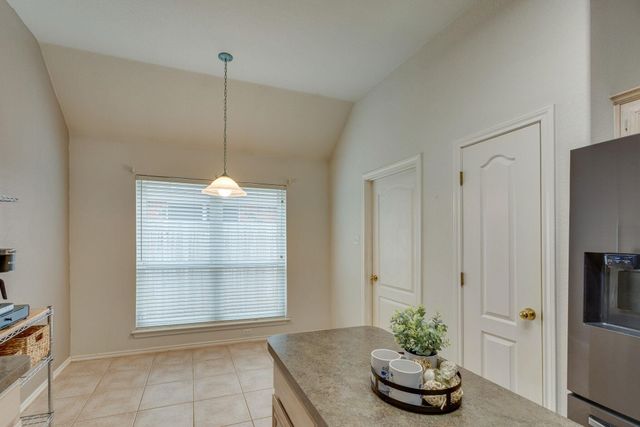 9005 Tyne Trail, Fort Worth, TX 76118