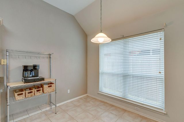 9005 Tyne Trail, Fort Worth, TX 76118