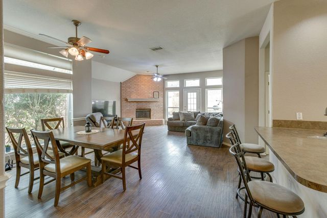9005 Tyne Trail, Fort Worth, TX 76118