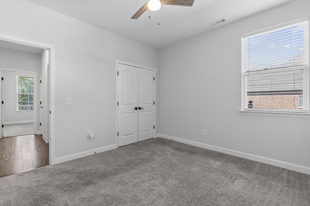303 Twelve Oaks Ln, Lebanon, TN 37087