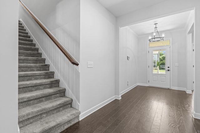 303 Twelve Oaks Ln, Lebanon, TN 37087