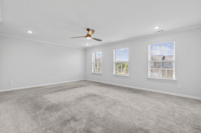 303 Twelve Oaks Ln, Lebanon, TN 37087