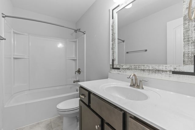 303 Twelve Oaks Ln, Lebanon, TN 37087
