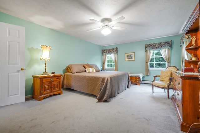 20 King Phillip Drive, Rehoboth, MA 02769