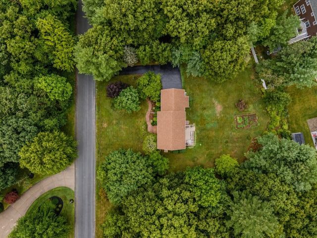 20 King Phillip Drive, Rehoboth, MA 02769