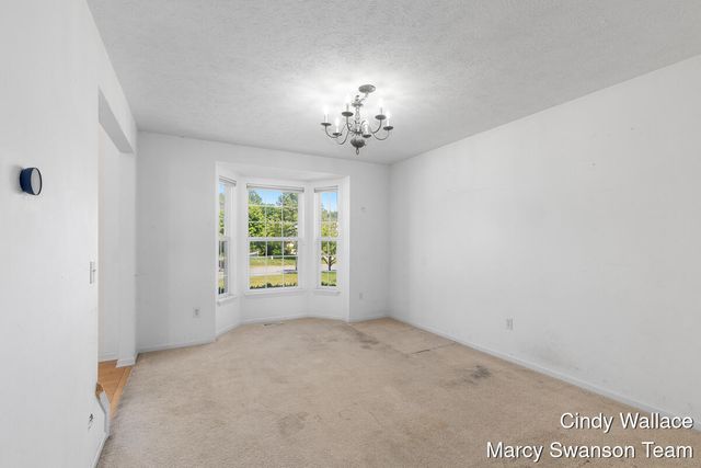 8511 Green Valley Road SE, Caledonia, MI 49316
