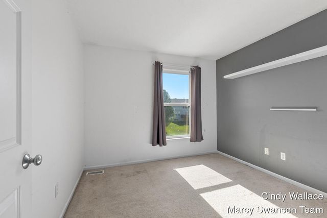 8511 Green Valley Road SE, Caledonia, MI 49316