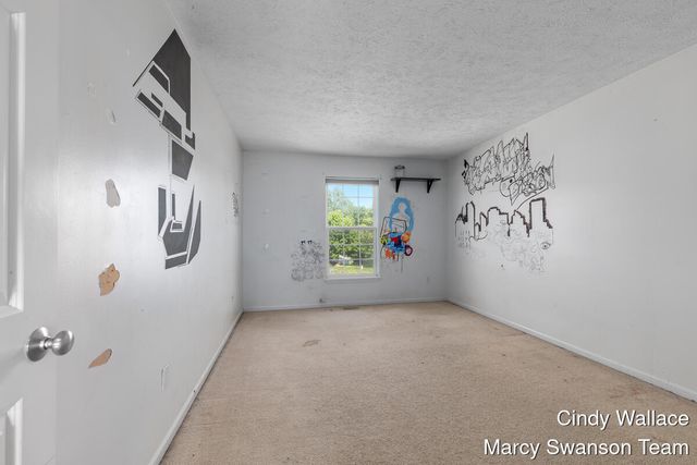 8511 Green Valley Road SE, Caledonia, MI 49316